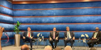 Gobierno y fuerza opositora refuerzan diálogo en reunión clave ante crisis